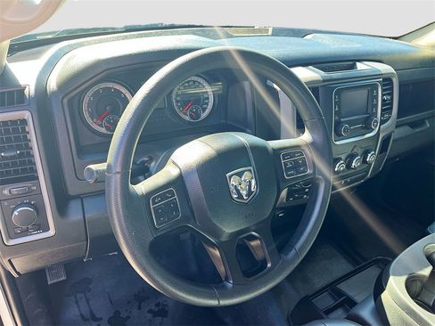 Used 2021 RAM 1500 Tradesman w/ Chrome Appearance Group image 9