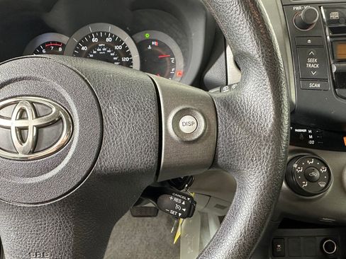 Used 2011 Toyota RAV4 2WD w/ Base L4 Extra Value Pkg image 16