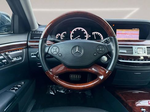 Used 2010 Mercedes-Benz S 550 image 14