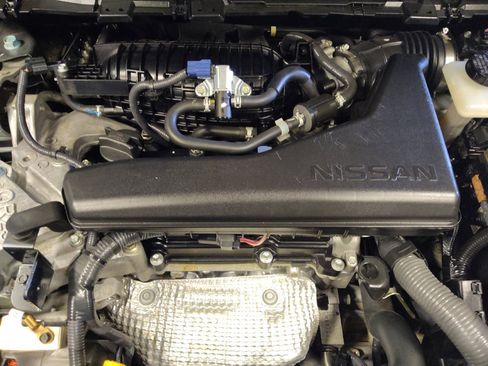 Used 2019 Nissan Rogue SV FWD image 30