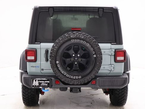 Used 2023 Jeep Wrangler Unlimited w/ Cold Weather Group image 8