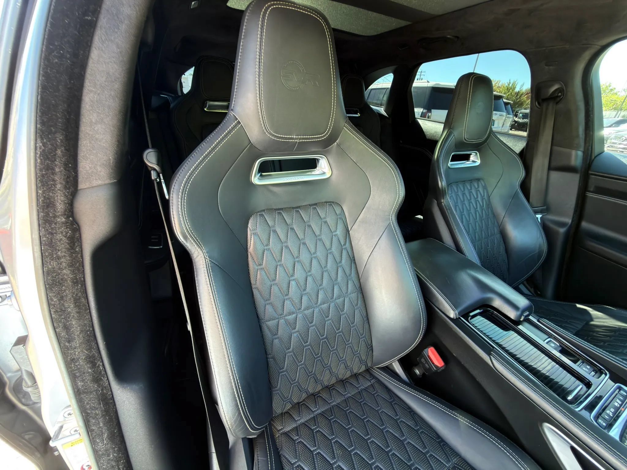 Used 2020 Jaguar F-PACE SVR AWD/4WD image 9