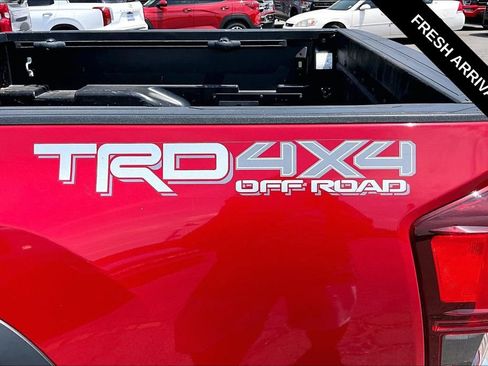 Used 2019 Toyota Tacoma TRD Off-Road AWD/4WD image 23