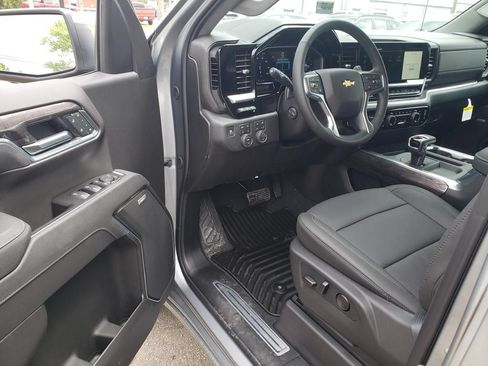 New 2026 Chevrolet Silverado 1500 LTZ w/ LTZ Premium Package AWD/4WD image 14