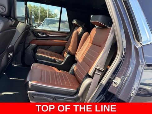 Used 2023 GMC Yukon Denali Ultimate AWD/4WD image 15
