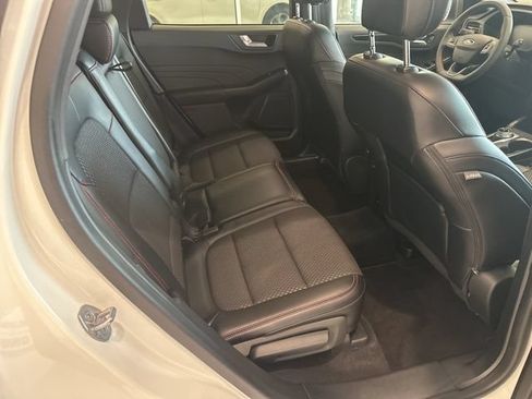 Used 2023 Ford Escape ST-Line w/ Tech Pack #1 AWD/4WD image 11