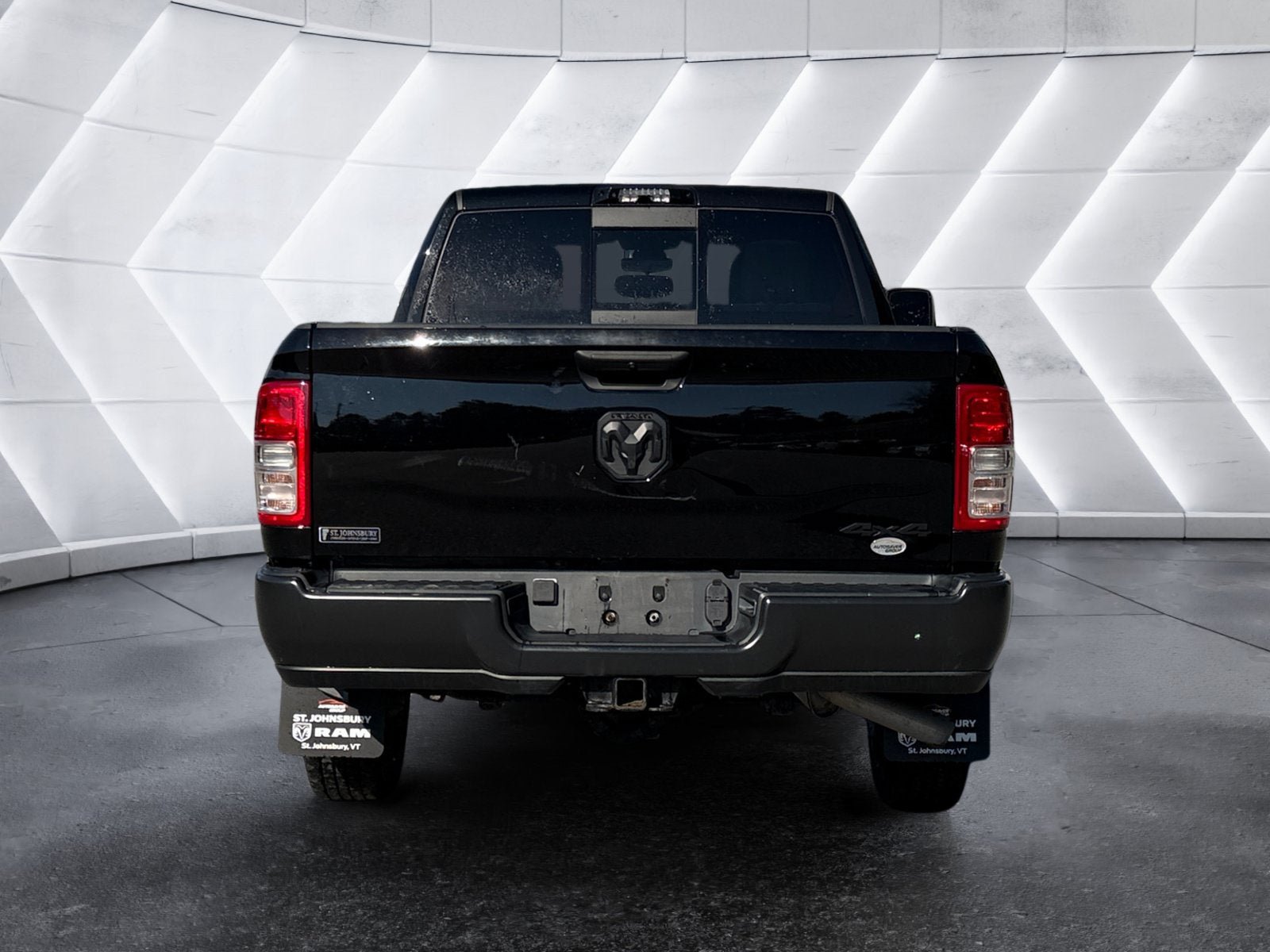 Used 2024 RAM 2500 Tradesman AWD/4WD image 4