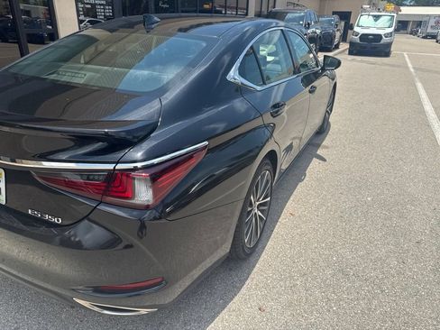 Used 2023 Lexus ES 350 w/ Premium Package FWD image 8