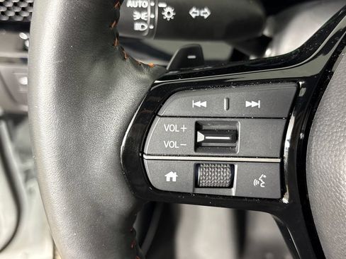 Used 2023 Honda CR-V Sport Touring image 16