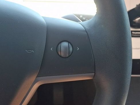 Used 2023 Tesla Model 3 Standard Range RWD image 22