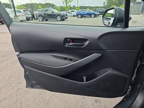 Used 2024 Toyota Corolla LE FWD image 34