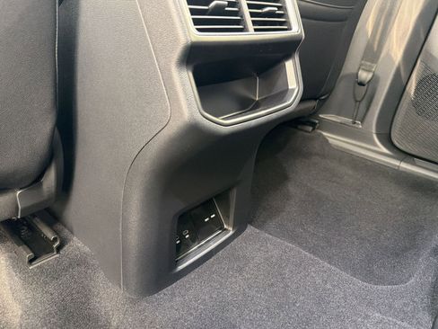 New 2026 Volkswagen Atlas Cross Sport SE FWD image 21