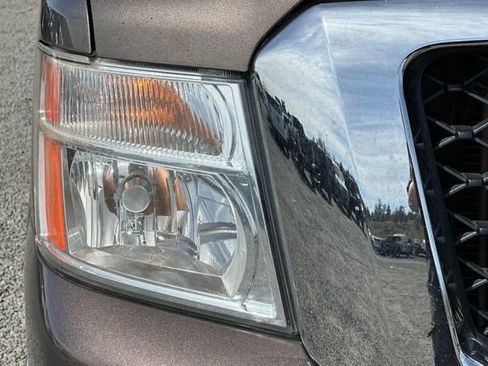 Used 2019 Nissan NV 3500 SL RWD image 43