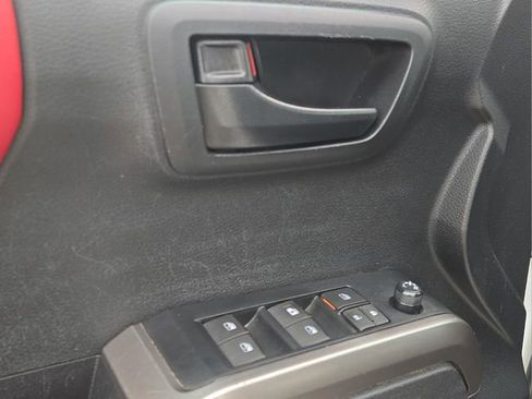 Used 2023 Toyota Tacoma SR5 image 20