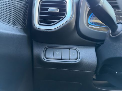 New 2026 Hyundai Venue SE image 26