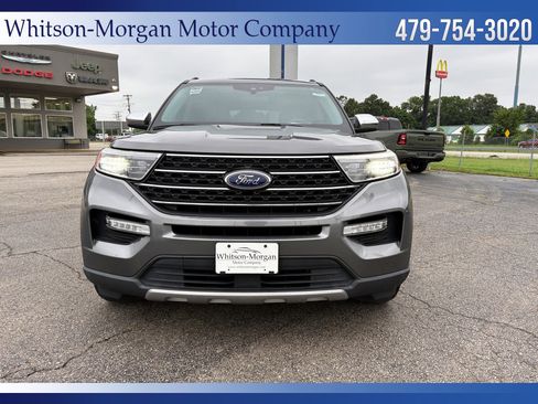 Used 2021 Ford Explorer XLT w/ Equipment Group 202A RWD image 2