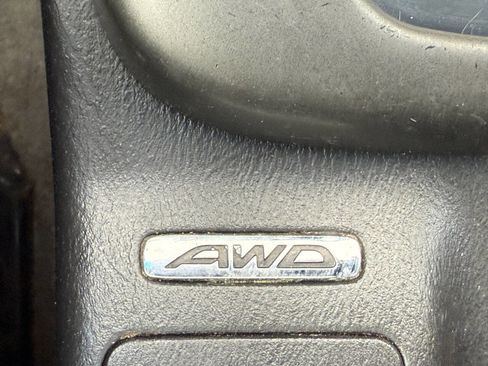 Used 2005 Subaru Baja Sport image 35