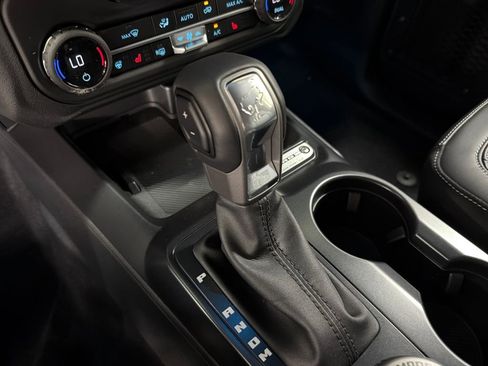 New 2026 Ford Bronco Outer Banks image 27