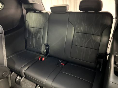 New 2026 Buick Enclave Avenir w/ Super Cruise Package AWD/4WD image 23