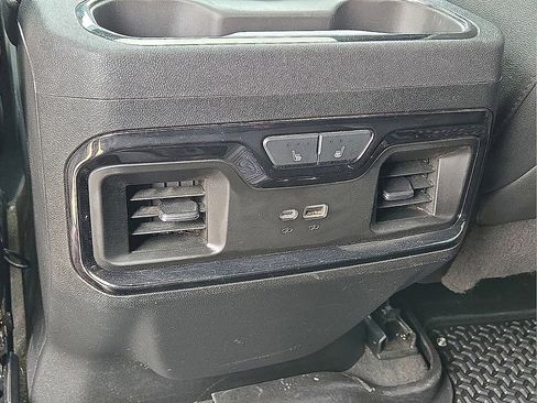 Used 2024 GMC Sierra 2500 AT4 w/ AT4 Premium Plus Package image 16