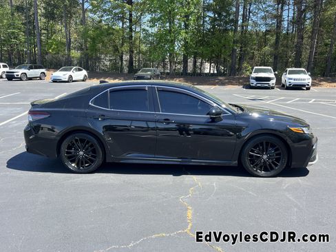 Used 2023 Toyota Camry XSE image 2