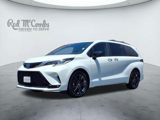 Used 2023 Toyota Sienna XSE FWD video 1