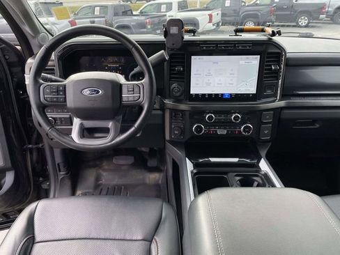 Used 2024 Ford F350 Lariat w/ Lariat Ultimate Package image 14