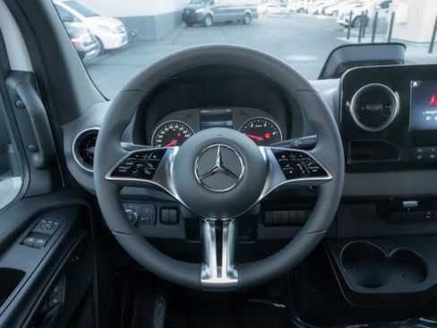New 2026 Mercedes-Benz Sprinter 2500 image 20