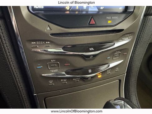 Used 2015 Lincoln MKX AWD w/ Equipment Group 102A image 51