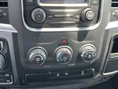 Used 2024 RAM 1500 Classic Warlock AWD/4WD image 40