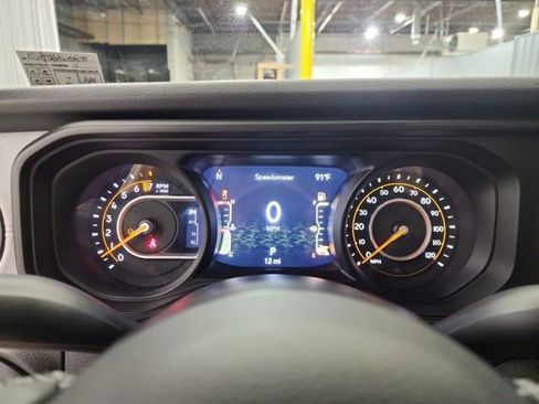New 2025 Jeep Gladiator Sport image 26