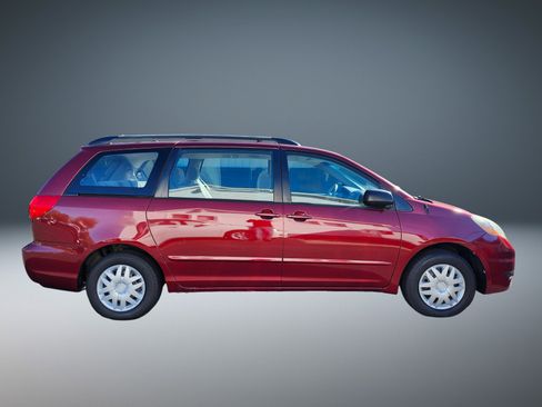 Used 2006 Toyota Sienna image 2