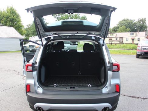 Used 2023 Ford Escape AWD image 11