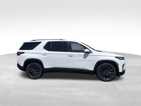 Used 2023 Chevrolet Traverse RS w/ LPO, Floor Liner Package AWD/4WD image 4