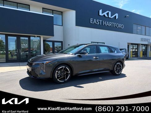 New 2026 Kia K4 GT-Line FWD image 1