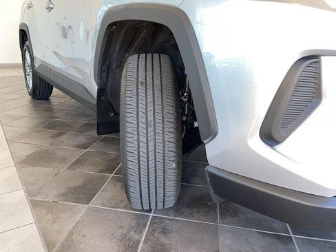 Used 2025 Toyota RAV4 XLE w/ Convenience Package image 18