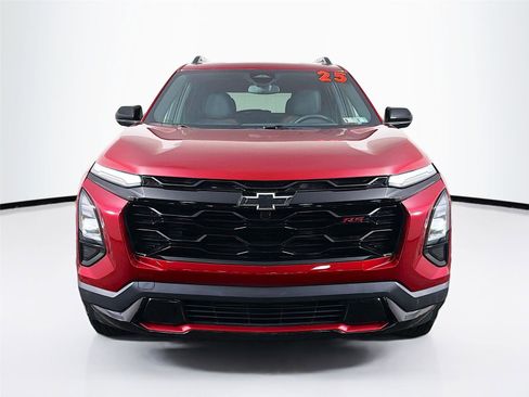 Used 2025 Chevrolet Equinox RS image 2