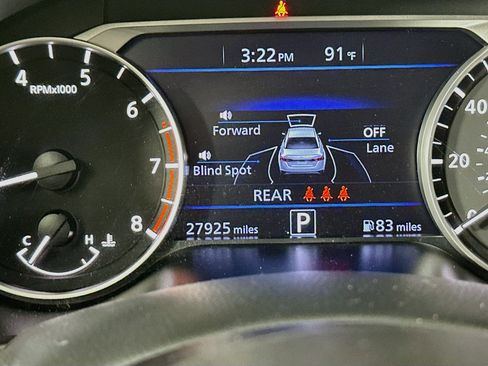 Used 2023 Nissan Altima 2.5 SR w/ SR Premium Package FWD image 18