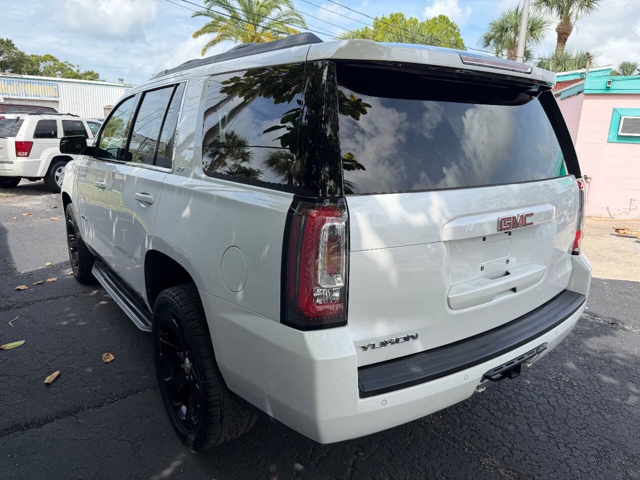 Used 2016 GMC Yukon SLT AWD/4WD image 21
