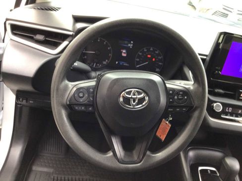 Used 2024 Toyota Corolla LE FWD image 15