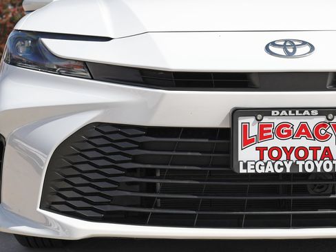 Used 2026 Toyota Camry LE w/ Convenience Package FWD image 10