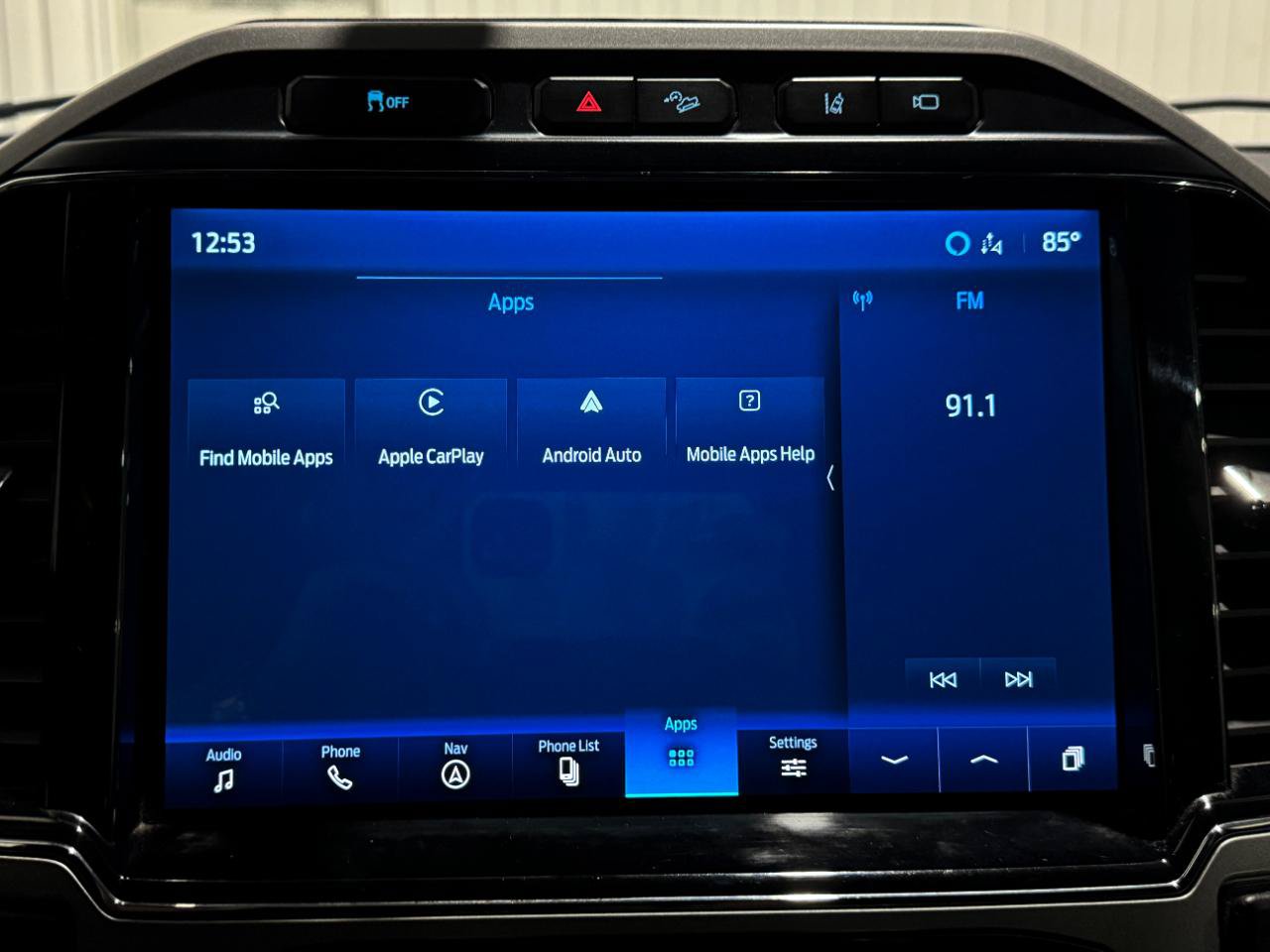 Used 2022 Ford F250 Lariat w/ Lariat Value Package AWD/4WD image 14