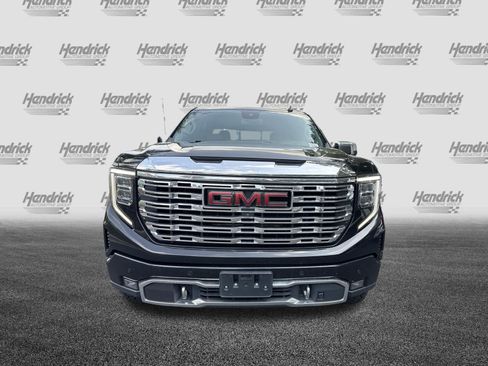 Used 2022 GMC Sierra 1500 Denali AWD/4WD image 3