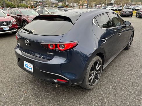 Used 2019 MAZDA MAZDA3 AWD Hatchback w/ Premium Pkg image 5