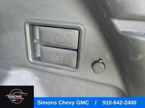 Used 2022 Chevrolet Equinox LT FWD image 35