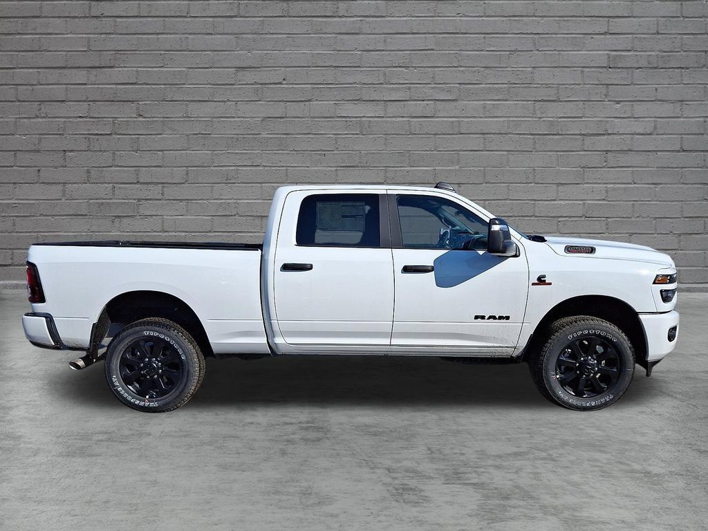 New 2026 RAM 2500 Big Horn AWD/4WD image 9