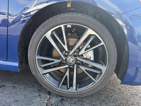 Used 2025 Toyota Camry XSE FWD image 12