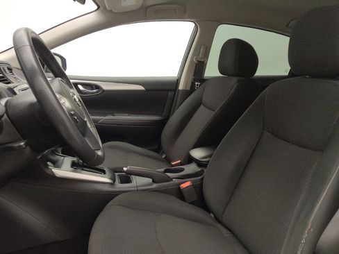 Used 2019 Nissan Sentra S image 17