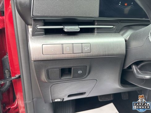 Used 2025 Hyundai Kona SEL image 61