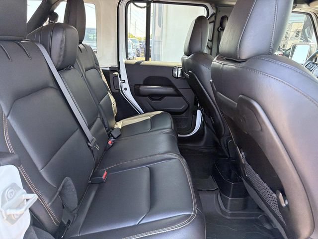Used 2024 Jeep Wrangler Unlimited Sahara w/ Safety Group AWD/4WD image 12